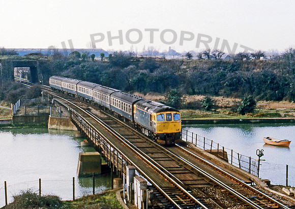 33049 Portcreek 170288 JC255