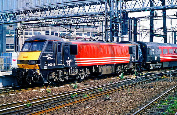 90014 Manchester Piccadilly 080500 RC-J014