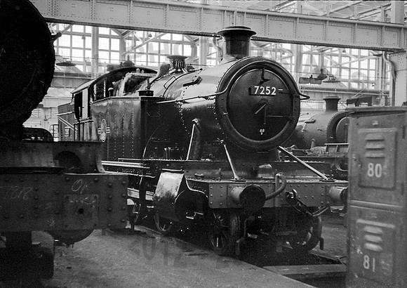 7252 Swindon 0964 JC980