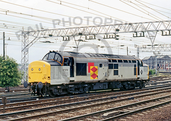 37272 Stratford 080690 RPC309
