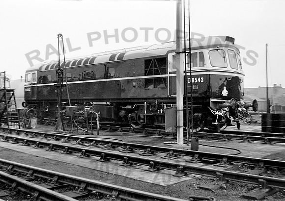 D6543 - Hither Green - 0261 MH058