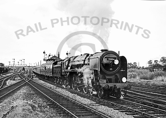 70013 Westbury 140866  HB66I596