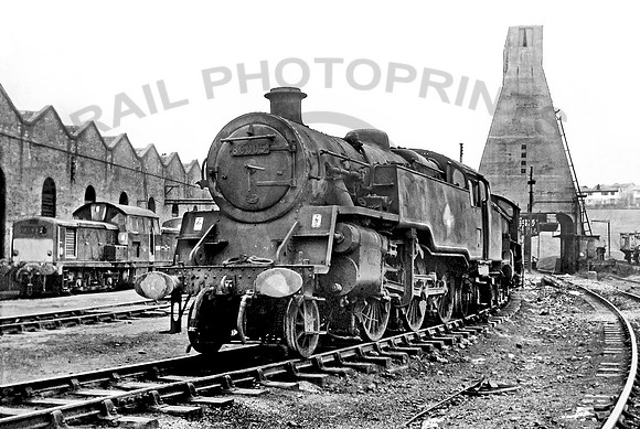 80005_D8505 _Eastfield_Aug_1966_Charlie-Cross-Gordon-Edgar-collection