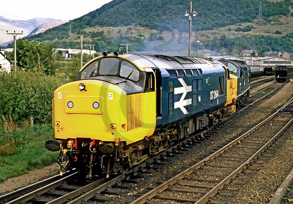 37264 Fort William 260584  CW608
