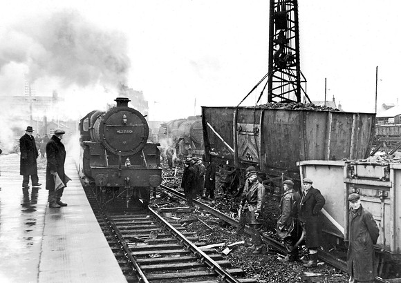 42780 Falkland Junction 150263  DCross134