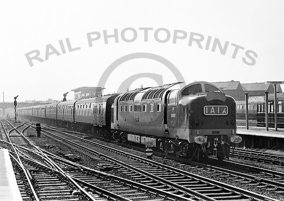 D9007-Y-Doncaster-0863-RAW079