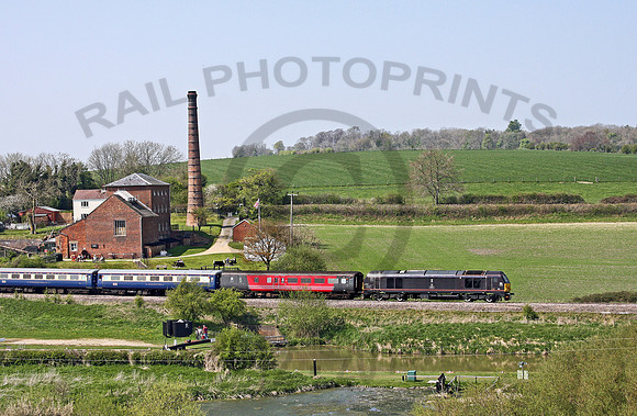 67005-Y-Crofton-200409-JC543