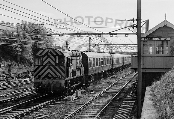 08749-Y-Woodburn-190581-JC6156