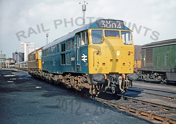 D5639-Y-Stratford-200768-RP951