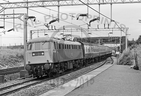 81001 Lichfield TV 120880  JC944