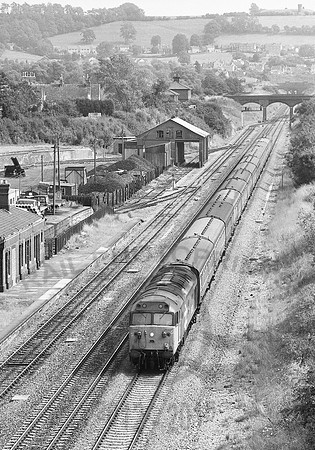 50020-Y-ChippingSodbury-300881-JC520-1