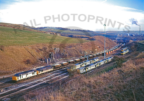 37417 - 37405 Peak Forest 120395 BR581
