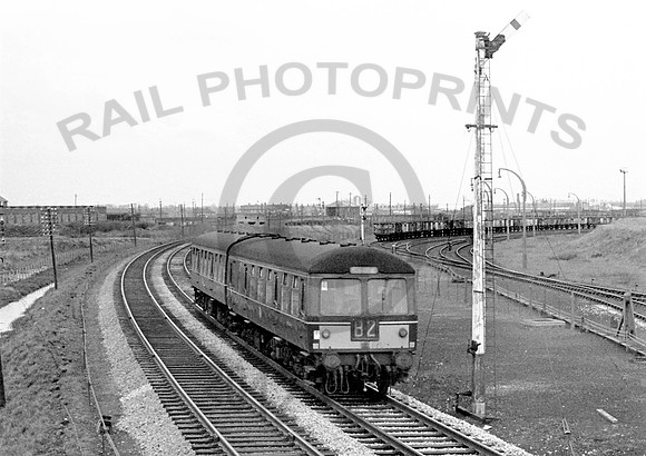 Class 105 Fleetwood  0266 CW601