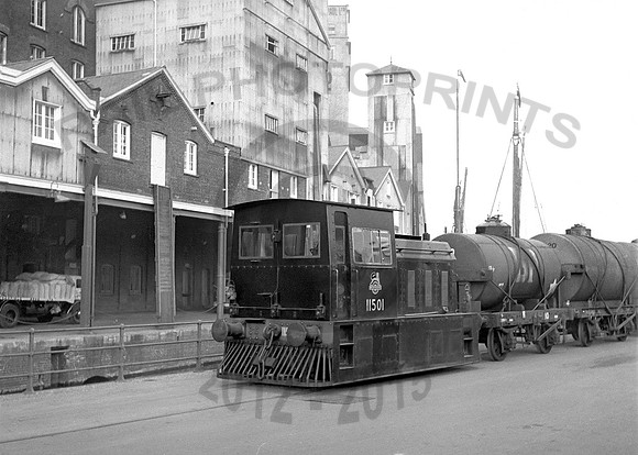 11501 Ipswich Docks 270955 NS1110-15