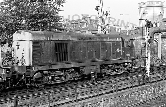 20020-Inverness-010678-RP11