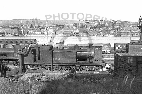 686 Whitby Shed 686 C.1935 CDC126R