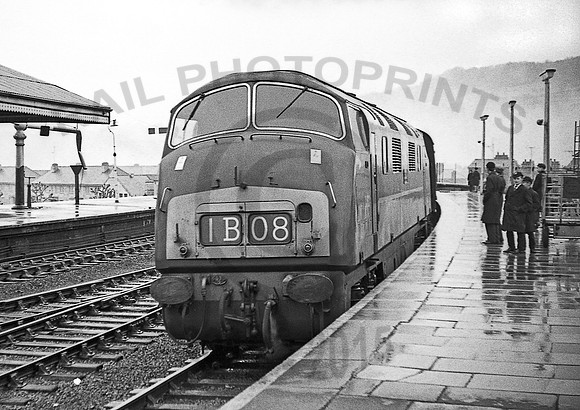 D851-Y-Bath-170363-JC191