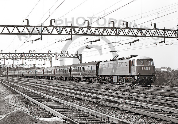E3076-Y-WeaverJunction-0662-RW955