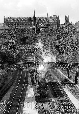 60073 Princes Street Edinburgh 0957 DA21