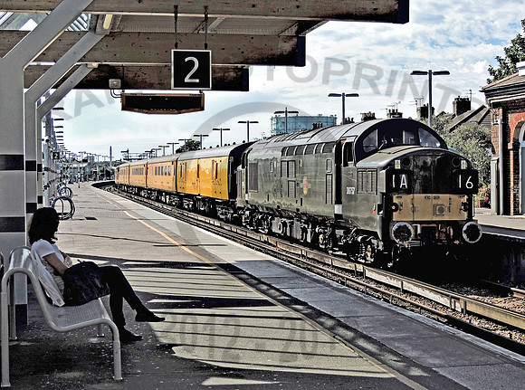 D6757 - 37057- Littlehampton 260617 JAMV057