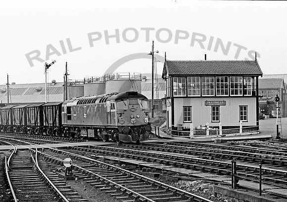 26042 Inverness Rose Street 010678 JC321