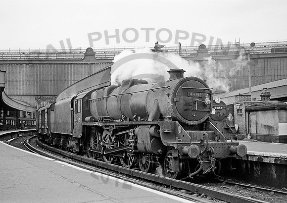 44915 Waterloo 240465 IT093
