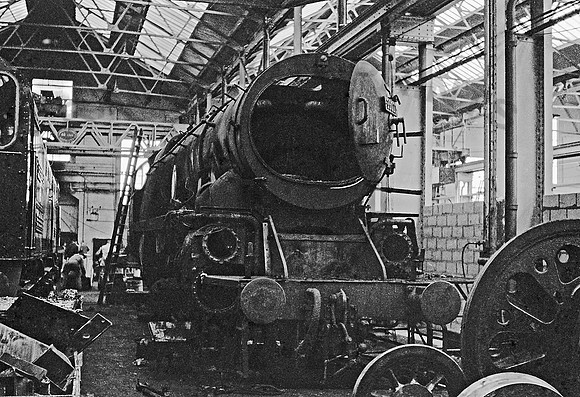 35027 Eastleigh Works 1065 BR869R