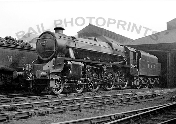 LMS 5087 Crewe North 1935 RPC167