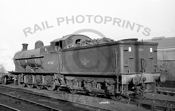 49361-Y-Crewe-0262-CW078