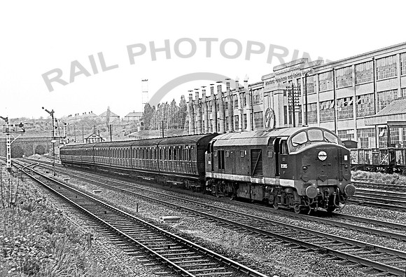 D5905 New Southgate 1963 DC 0867 RPC268