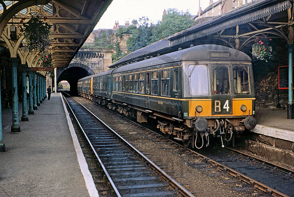 Class 108 E56206 Knaresborough 280768 CD038-1