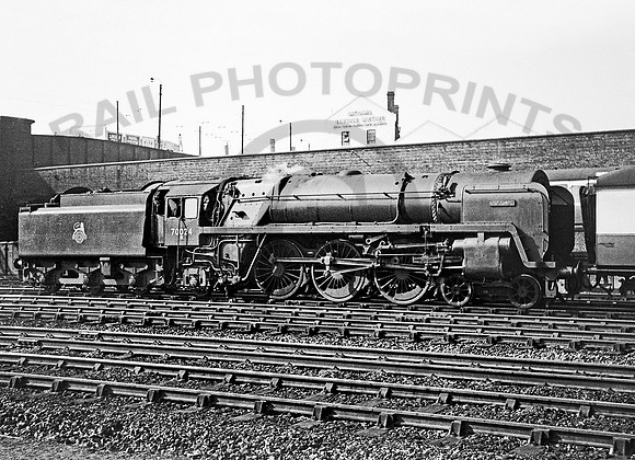 70024 Old Oak Common 0555 IT495