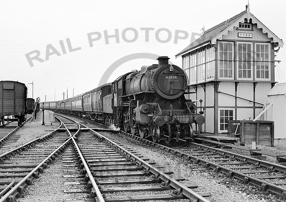 43088-Tydd-310858-HB1452