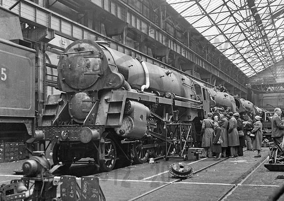 92022-Y-CreweWorks-031955-RPC1