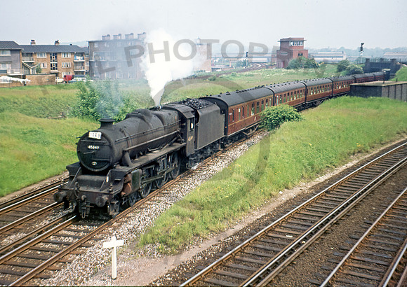 45349 Windmill Bridge Junction, Croydon 0564 RPC323