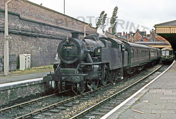 42186 Wellington 1963 MD001R