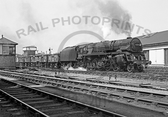 92028 Gloucester 290665   NP063