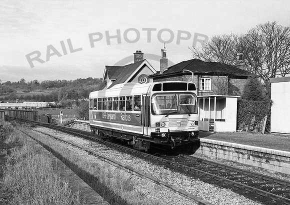 RDB977020-Y-SeaMills-171181-JC682