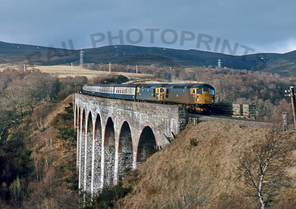 26s-Slochd-0374-JC215