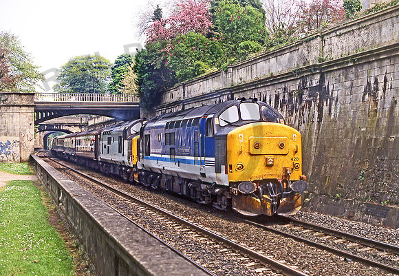 37420-37402-Bath-010599-JC273