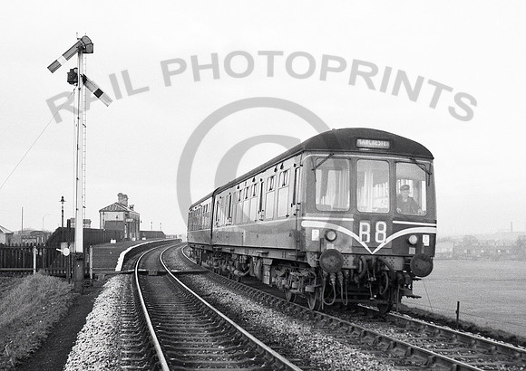 Class 108 50625 Latchford 010461 HB300
