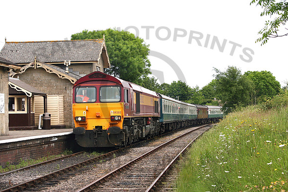 59202-Y-Cranmore-110605-JC021
