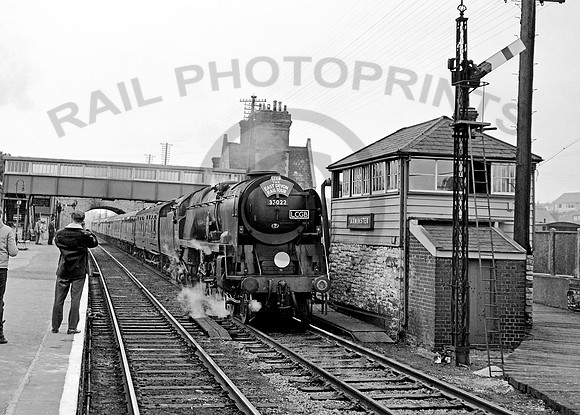35022 Axminster 280265  HB65C661