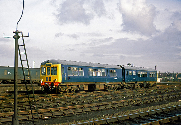 Wickham DMU   York  090279 DC142