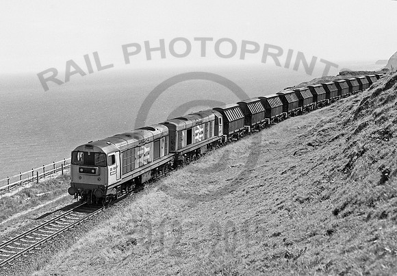 20156 Hunt Cliff 1988 DCC187