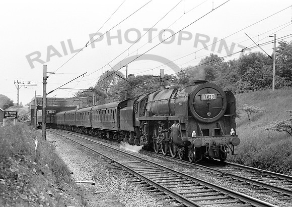70031-Y-Weaver-0662-Raw996