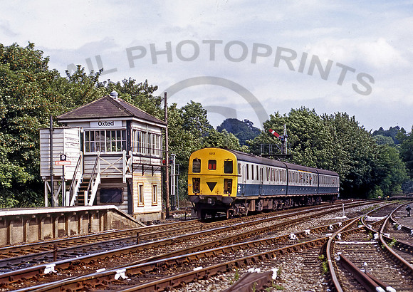 Class207-1312-Y-Oxted-250684-JC82