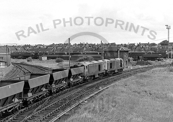 20039-20146-AyrHarbour-090882-JC271