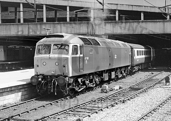 47588-Y-BirminghamNS-190683-JC690