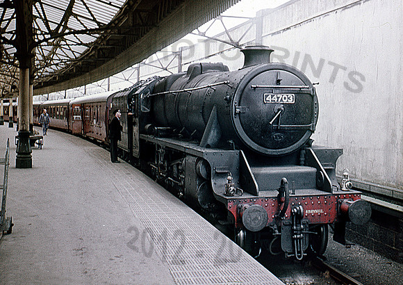 44703-Aberdeen-0766-BR537R